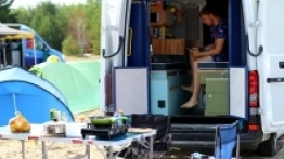 Przekształć dowolnego vana w kampera w 5 minut - zdjęcie 4